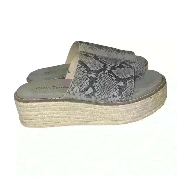 Diba True Demi Chase Slip on Platform Sandal - Picture 1 of 9